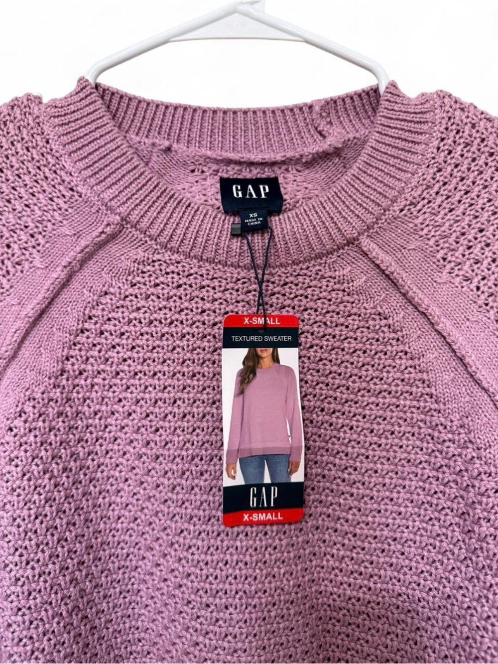 NWT GAP Women's Textured Crewneck Sweater - Pink/Purple